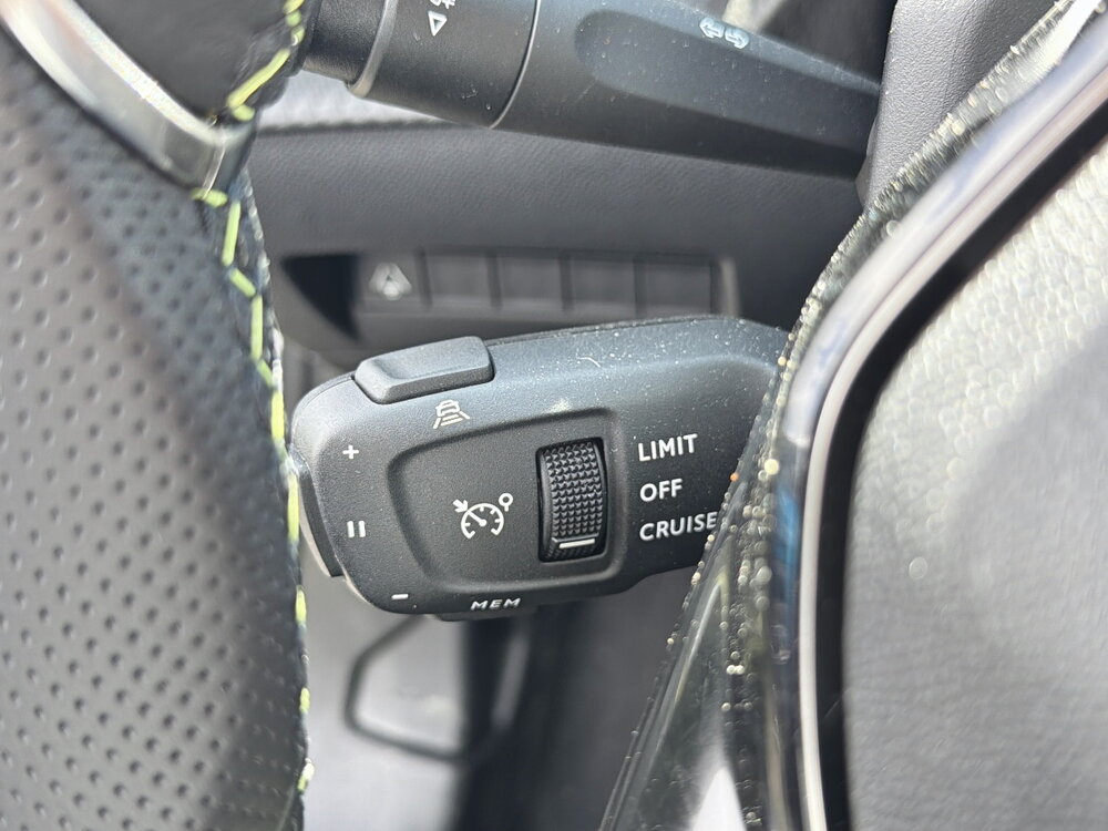 Occasion PEUGEOT 2008 2008 Hybrid 145 e-DCS6 - GT Exclusive
