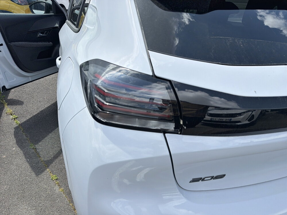 Occasion PEUGEOT 208 208 Hybrid 110 ch e-DCS6 - EDITION