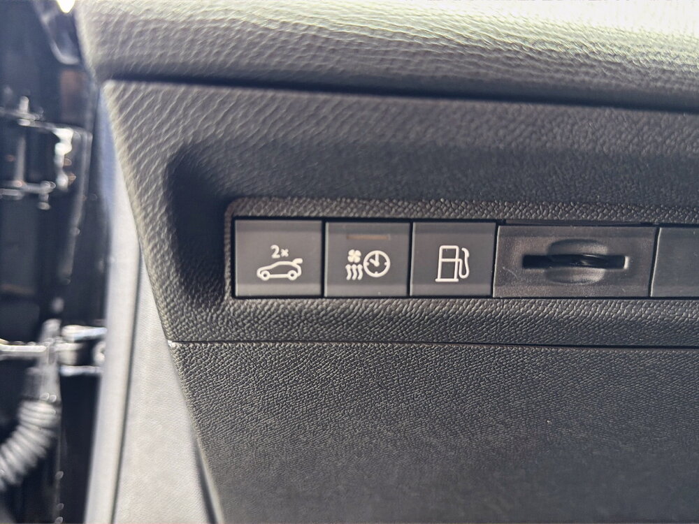 Occasion PEUGEOT 408 408 Plug-in Hybrid 225 ch e-DCS7 - GT Exclusive