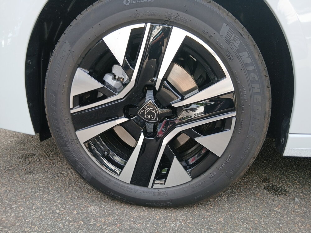 Occasion PEUGEOT 208 208 Hybrid 110 ch e-DCS6 - EDITION