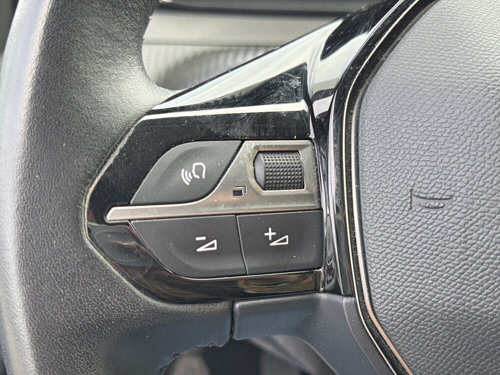 Occasion PEUGEOT 208 208 PureTech 100 S&S BVM6 - Style