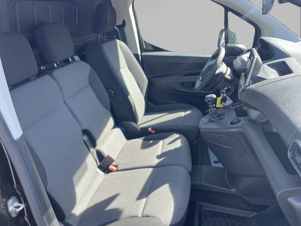 Occasion PEUGEOT Partner PARTNER FOURGON STANDARD 650 KG BLUEHDI 100 S&S BVM6 - ASPHALT