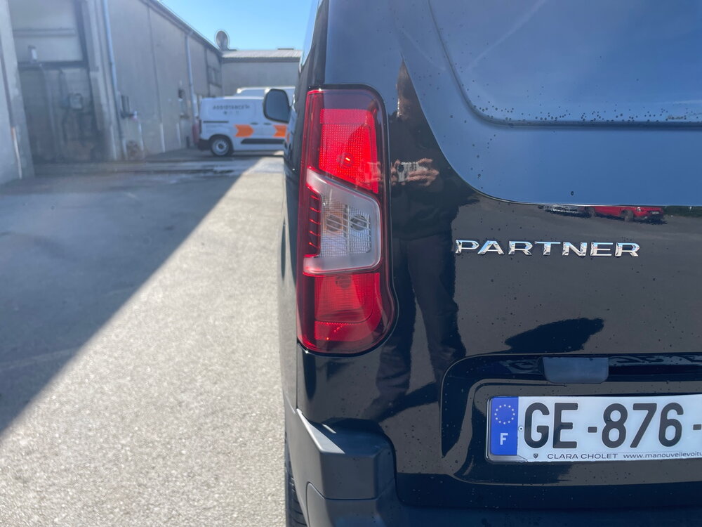 Occasion PEUGEOT Partner PARTNER FOURGON STANDARD 650 KG BLUEHDI 100 S&S BVM6 - ASPHALT