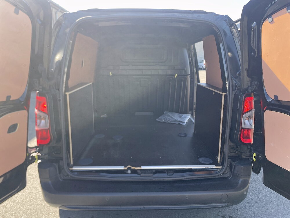 Occasion PEUGEOT Partner PARTNER FOURGON STANDARD 650 KG BLUEHDI 100 S&S BVM6 - ASPHALT