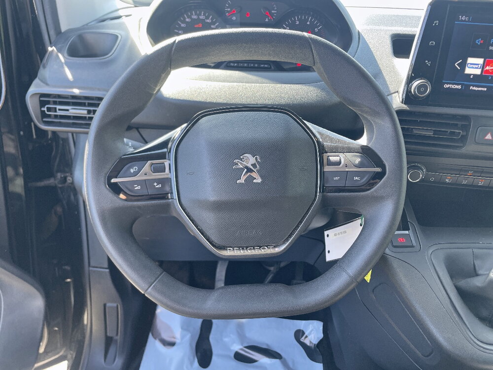 Occasion PEUGEOT Partner PARTNER FOURGON STANDARD 650 KG BLUEHDI 100 S&S BVM6 - ASPHALT