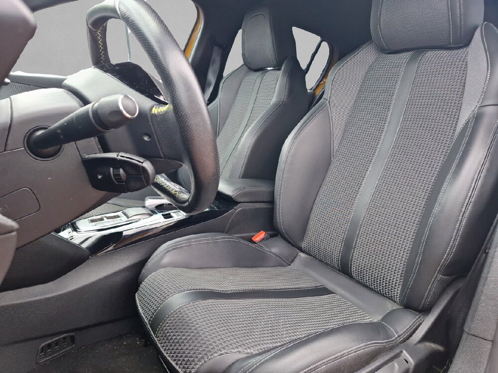 Occasion PEUGEOT 208 208 Electrique 50 kWh 136ch - GT