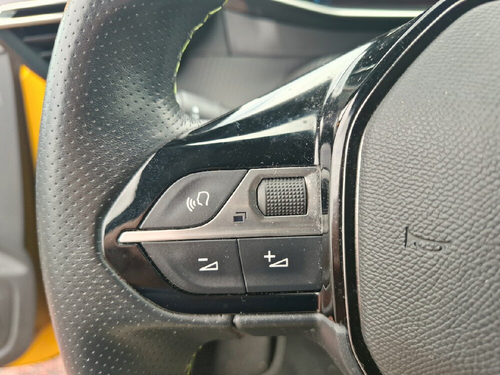 Occasion PEUGEOT 208 208 Electrique 50 kWh 136ch - GT