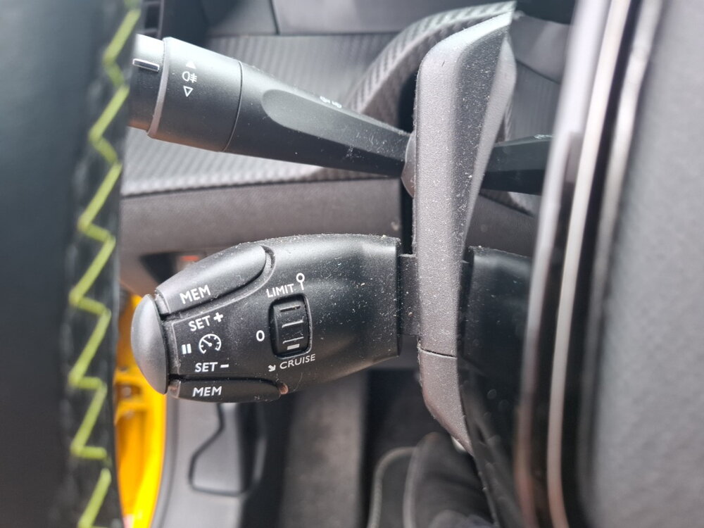 Occasion PEUGEOT 208 208 Electrique 50 kWh 136ch - GT