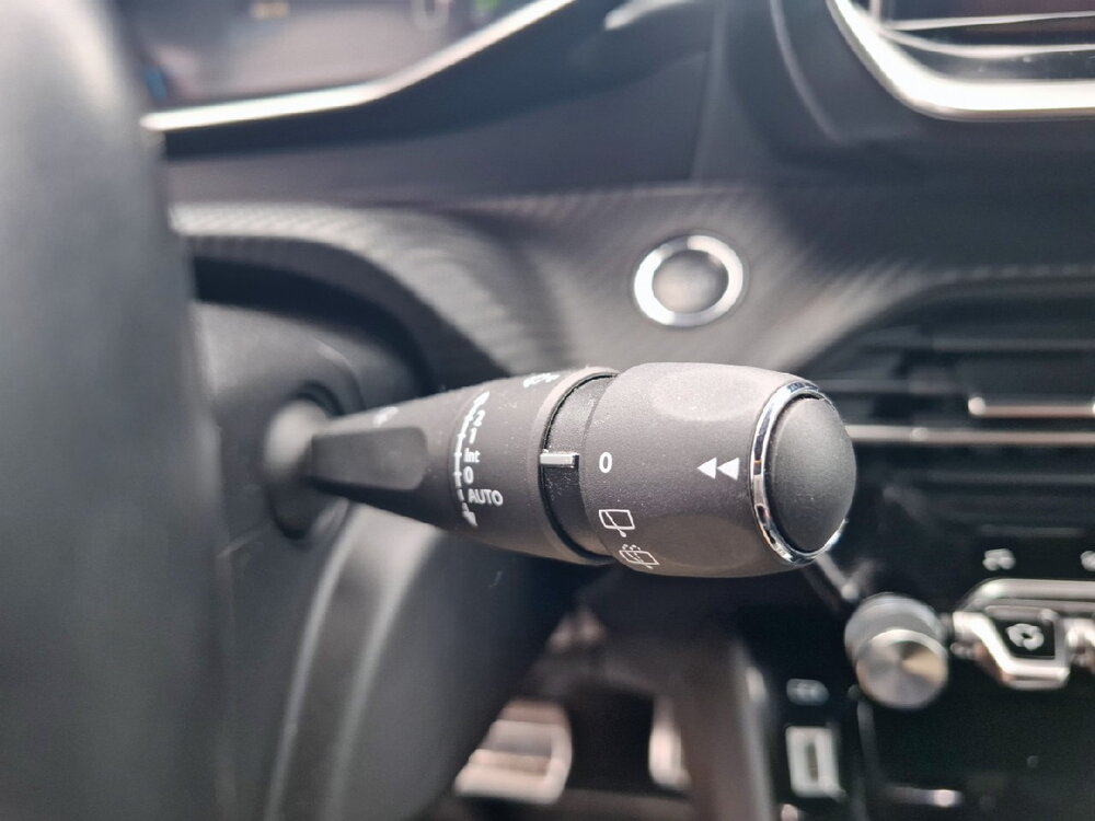 Occasion PEUGEOT 208 208 Electrique 50 kWh 136ch - GT