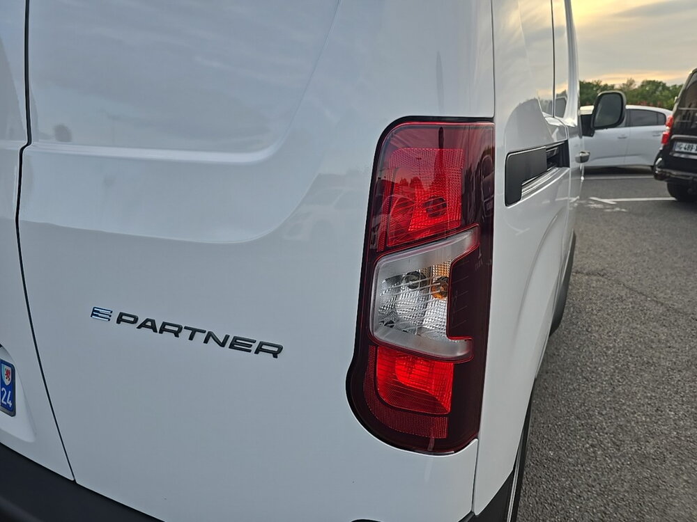 Occasion PEUGEOT Partner E-PARTNER FGN 136 CH M CHARG UT MAJ 54 KWH AUT