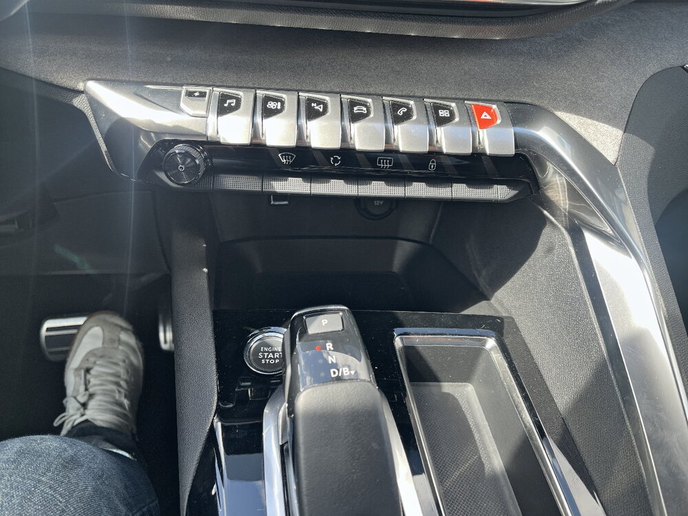 Occasion PEUGEOT 3008 3008 Hybrid 225 e-EAT8 - GT