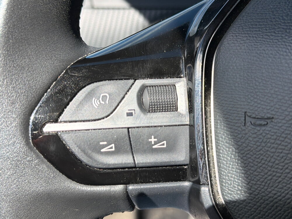 Occasion PEUGEOT 208 208 Electrique 50 kWh 136ch - Active Pack