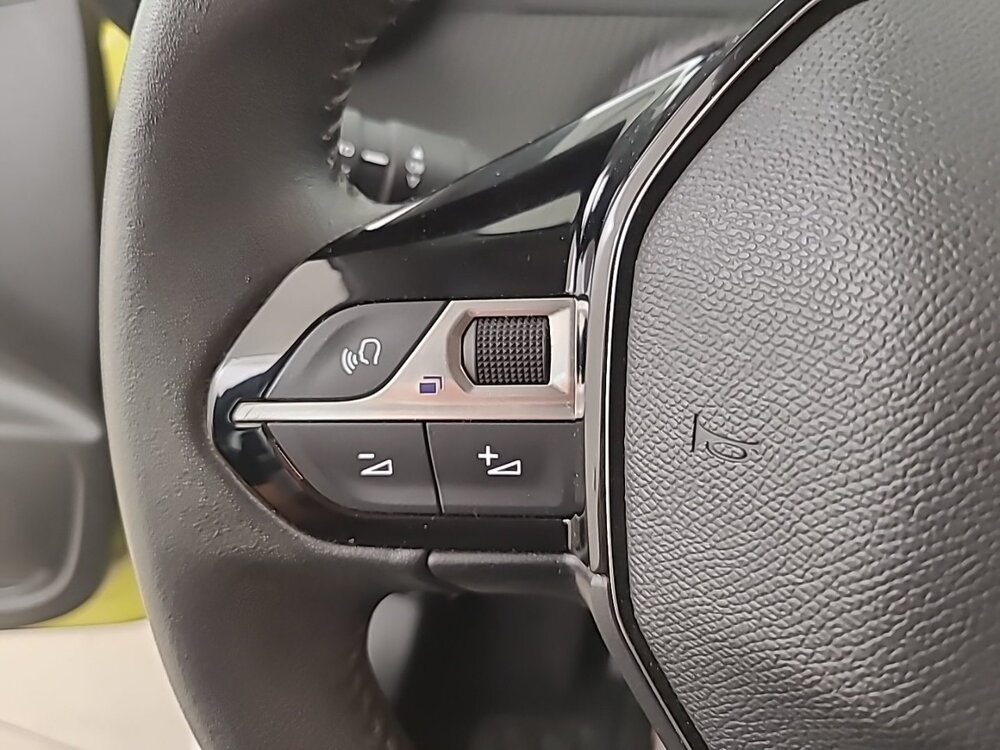 Occasion PEUGEOT 208 208 PureTech 100 S&S BVM6 - Active