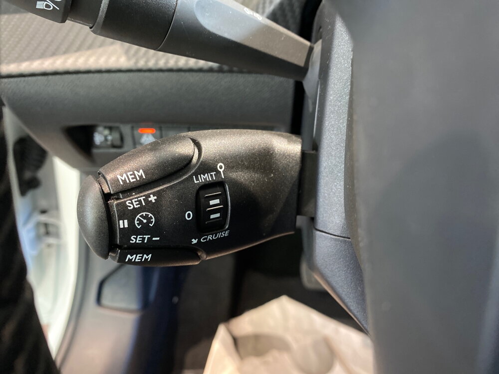 Occasion PEUGEOT 208 208 Electrique 50 kWh 136ch - Allure