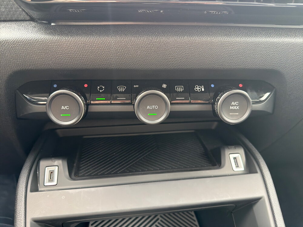 Occasion CITROEN C4 C4 Hybride 145 e-DCS6 - Collection