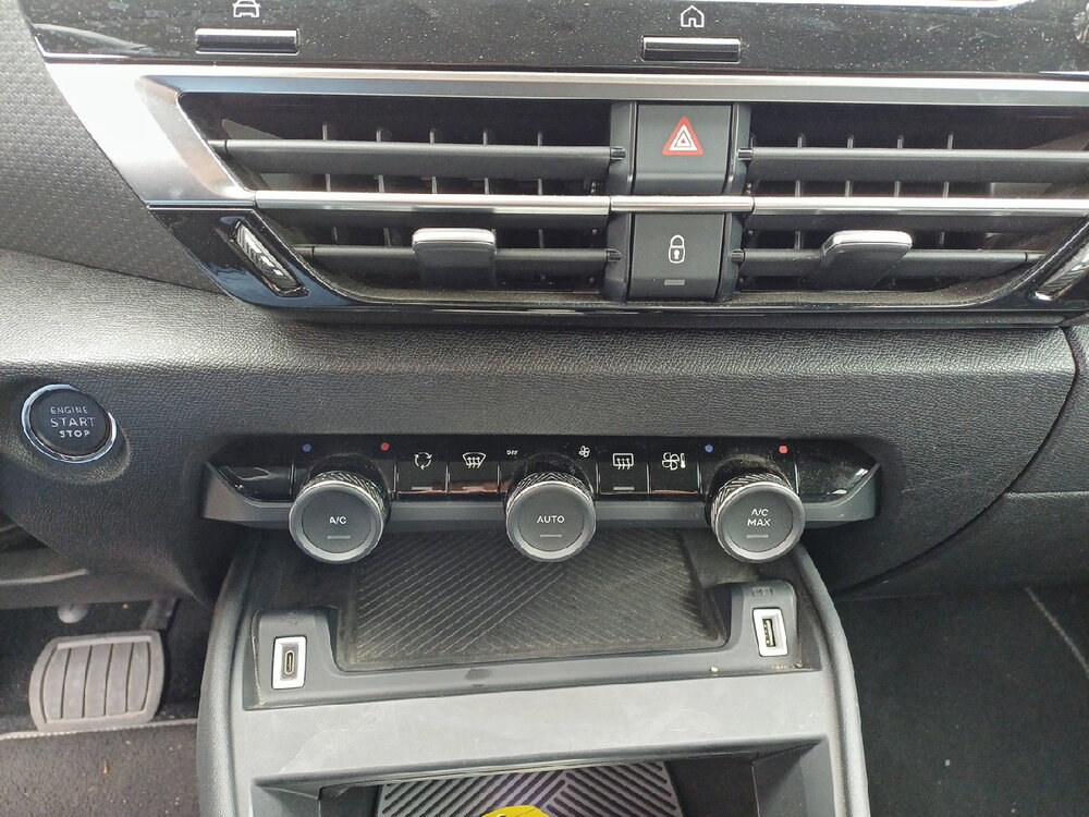 Occasion CITROEN C4 e-C4 136 ch Automatique - Shine
