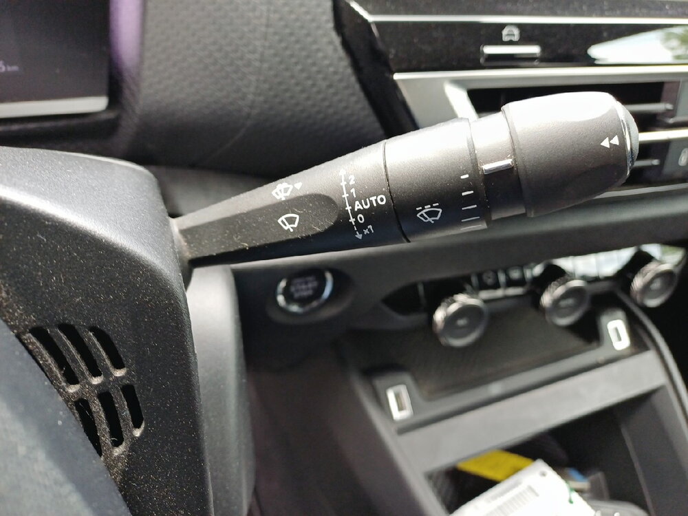 Occasion CITROEN C4 e-C4 136 ch Automatique - Shine