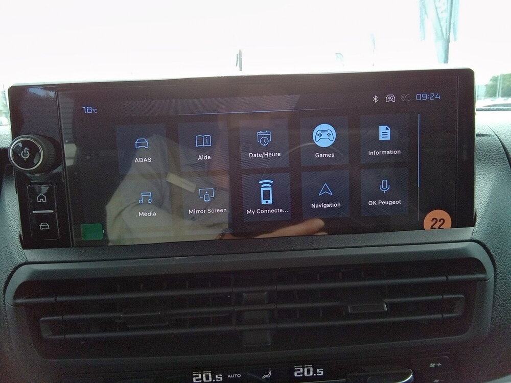 Occasion PEUGEOT Expert EXPERT CA FIXE M DIESEL 150 CH AUTOMATIQUE