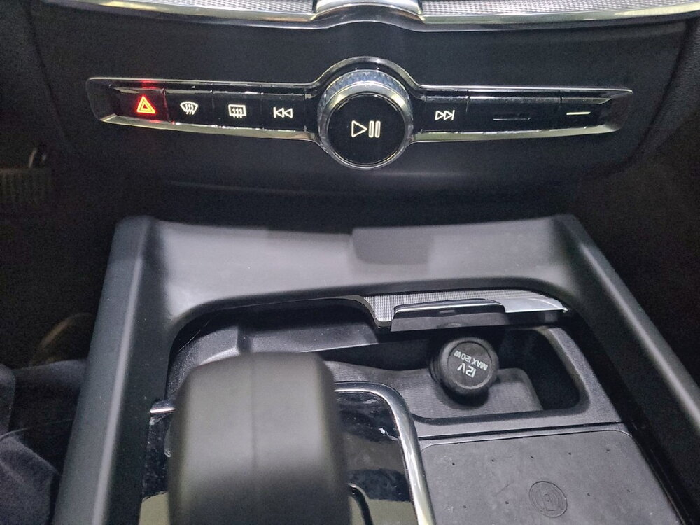 Occasion VOLVO XC60 XC60 T6 AWD Hybride rechargeable 253 ch+145 ch Geartronic 8 - Plus Style Chrome