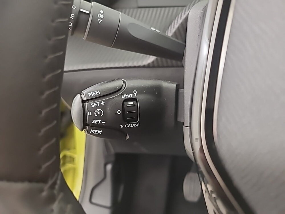 Occasion PEUGEOT 208 208 PureTech 100 S&S BVM6 - Active