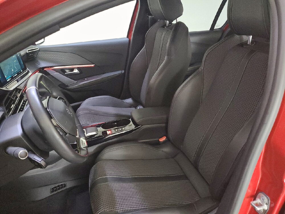 Occasion PEUGEOT 208 208 Electrique 50 kWh 136ch - GT