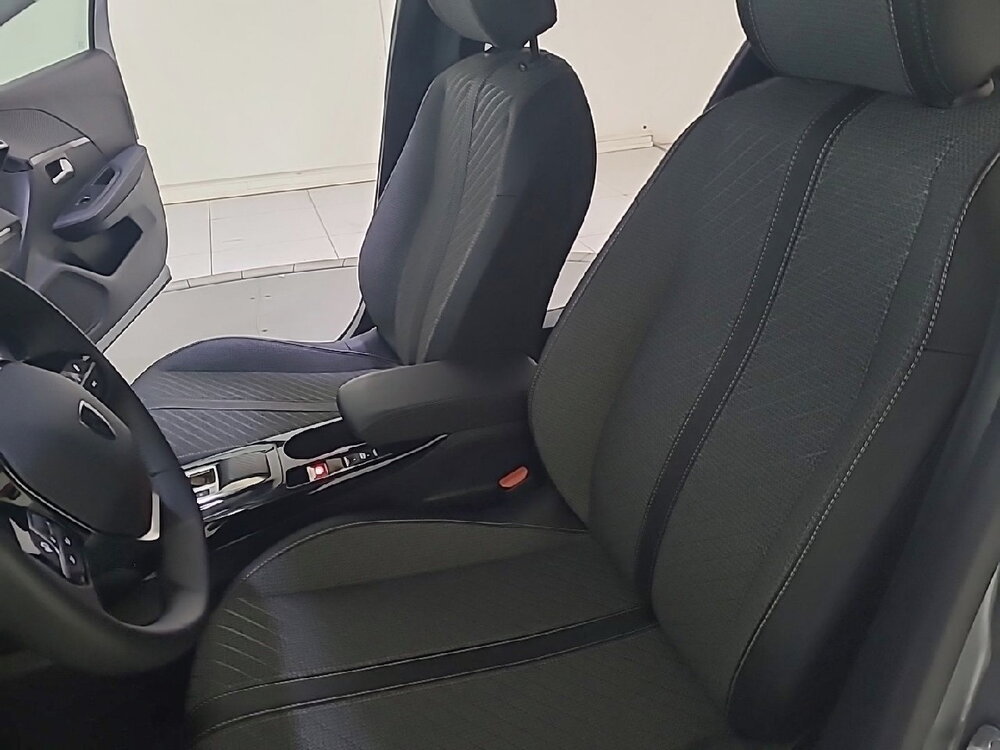 Occasion PEUGEOT 208 208 Hybrid 110 e-DCS6 - série spéciale ENVY