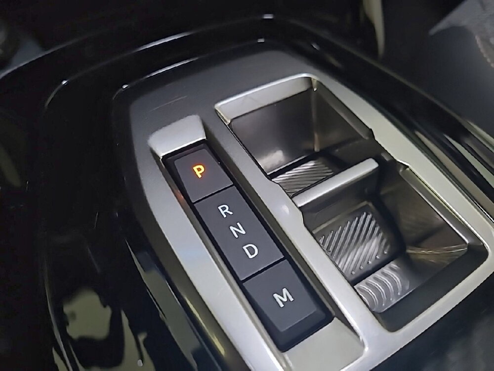 Occasion PEUGEOT 208 208 Hybrid 110 e-DCS6 - série spéciale ENVY
