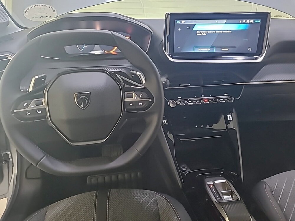 Occasion PEUGEOT 208 208 Hybrid 110 e-DCS6 - série spéciale ENVY