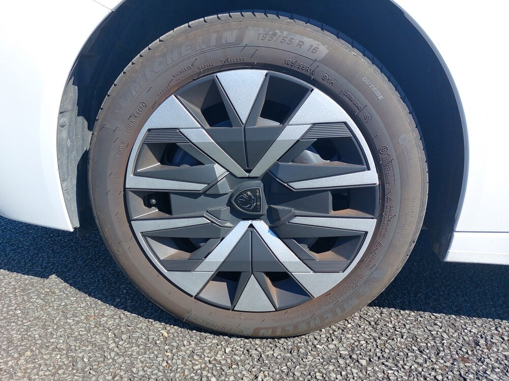 Occasion PEUGEOT 208 208 Hybrid 100 e-DCS6 - Style