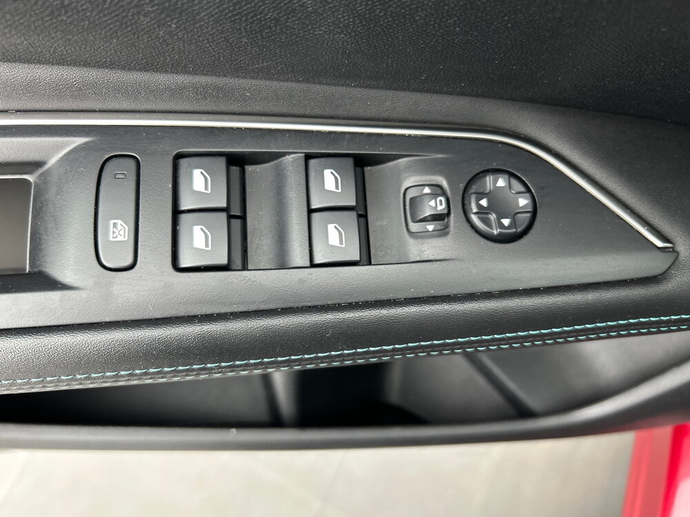 Occasion PEUGEOT 3008 3008 Hybrid 225 e-EAT8 - Allure Pack