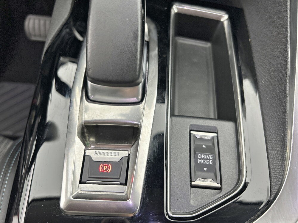 Occasion PEUGEOT 3008 3008 Hybrid 225 e-EAT8 - Allure Pack