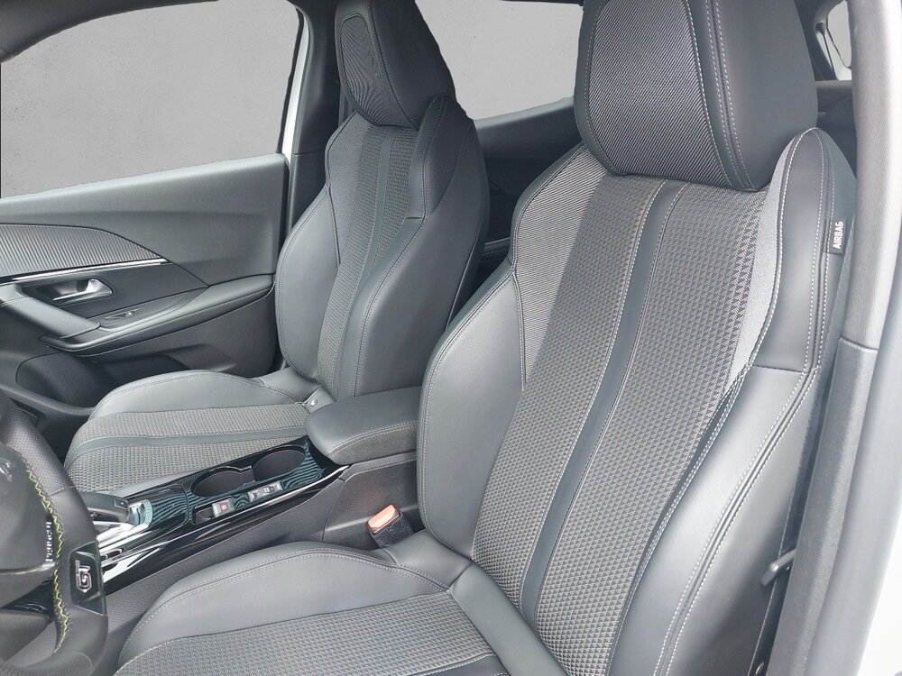 Occasion PEUGEOT 2008 2008 PureTech 130 S&S EAT8 - GT