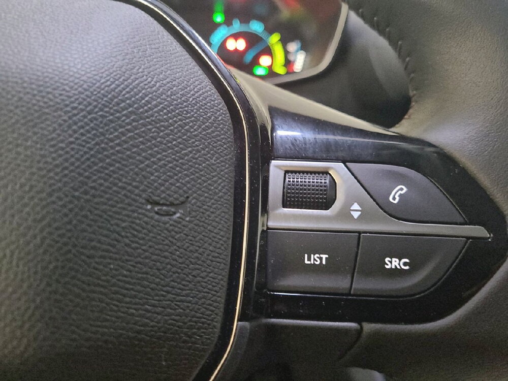 Occasion PEUGEOT 208 208 Electrique 50 kWh 136ch - Like