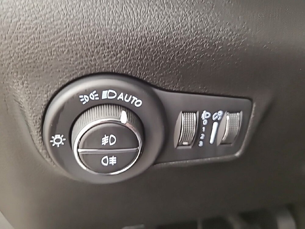 Occasion JEEP Compass Compass 1.6 I MultiJet II 130 ch BVM6 - Limited