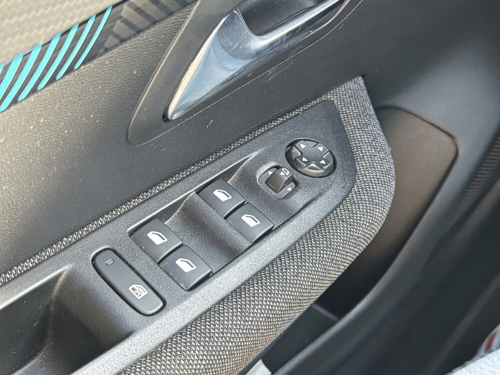 Occasion PEUGEOT 208 208 Electrique 50 kWh 136ch - Style