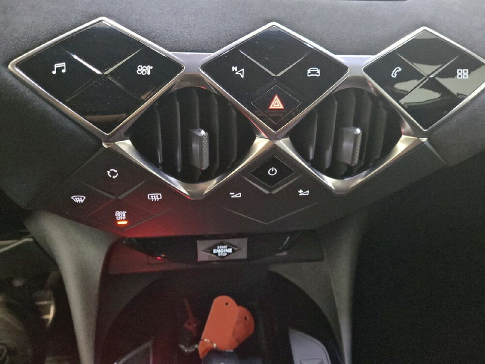 Occasion DS DS3 Crossback DS3 Crossback PureTech 100 BVM6 - Performance Line