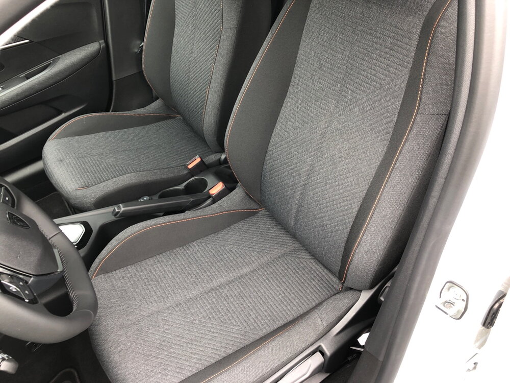 Occasion PEUGEOT 208 208 Hybrid 110 ch e-DCS6 - série spéciale EDITION