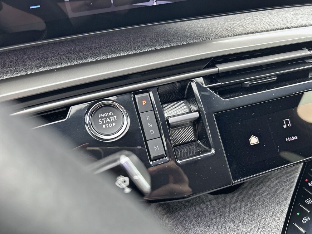 Occasion PEUGEOT 3008 3008 Hybrid 145 e-DCS6 - GT