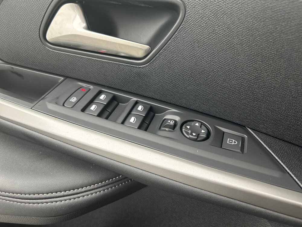 Occasion PEUGEOT 5008 5008 Hybrid 145 ch e-DCS6 - Allure