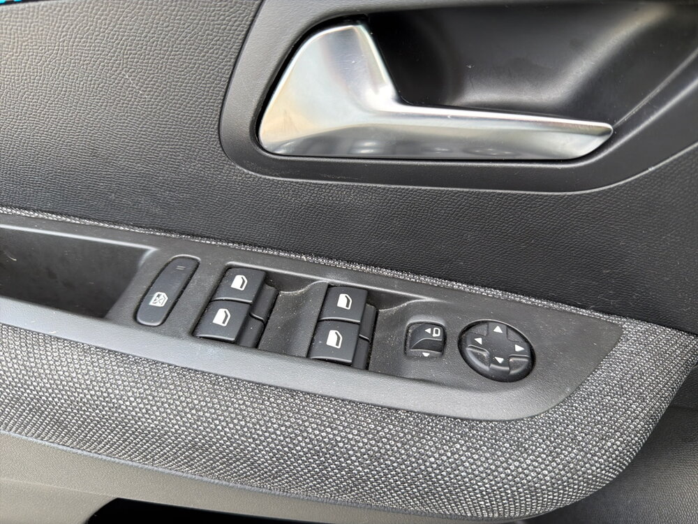 Occasion PEUGEOT 208 208 BlueHDi 100 S&S BVM6 - Style
