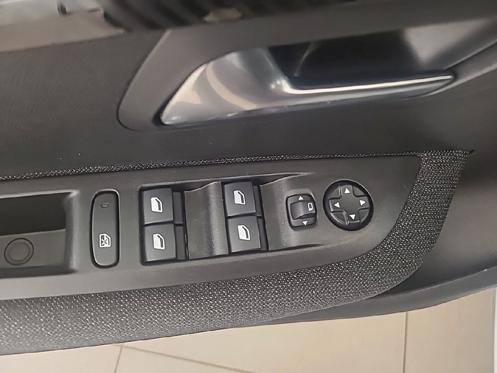 Occasion PEUGEOT 208 208 Hybrid 110 ch e-DCS6 - Style