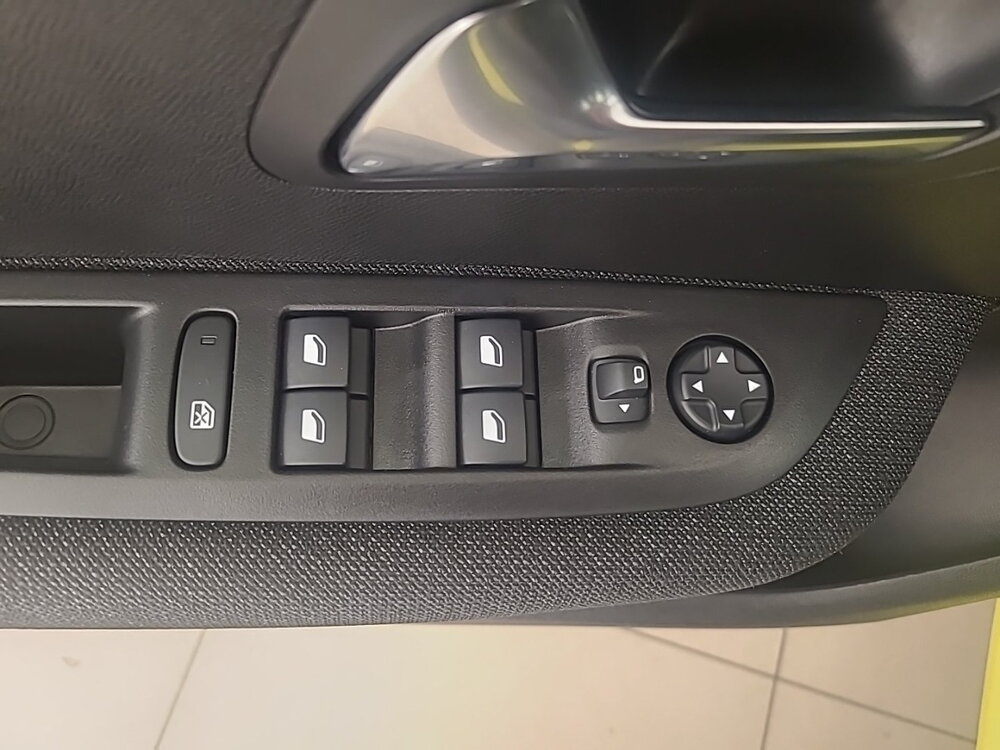 Occasion PEUGEOT 208 208 Hybrid 110 ch e-DCS6 - Style