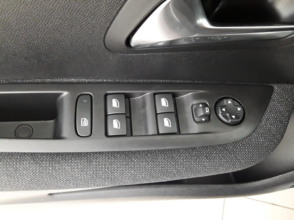 Occasion PEUGEOT 208 208 Hybrid 110 ch e-DCS6 - Style