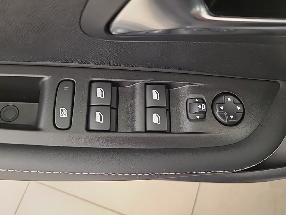Occasion PEUGEOT 208 208 Hybrid 110 ch e-DCS6 - Allure