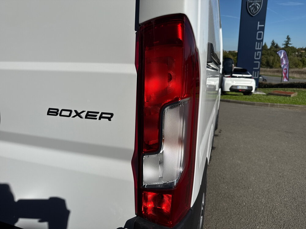 Occasion PEUGEOT Boxer BOXER FGN TOLE 3.3 T L2H2 140 S&S BVM6
