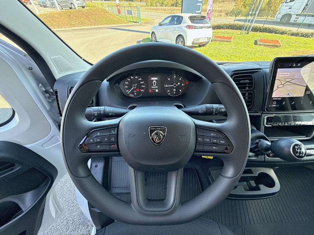 Occasion PEUGEOT Boxer BOXER FGN TOLE 3.3 T L2H2 140 S&S BVM6
