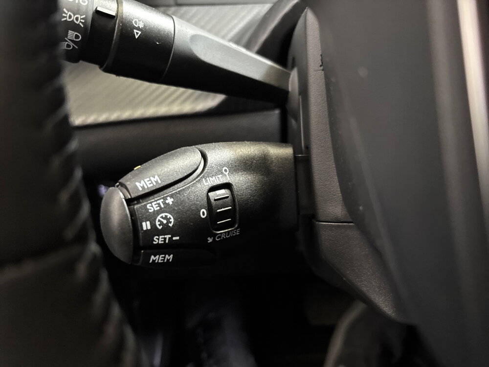 Occasion PEUGEOT 208 208 Hybrid 110 ch e-DCS6 - EDITION