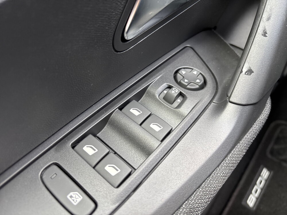 Occasion PEUGEOT 2008 2008 Hybrid 110 e-DCS6 - Edition