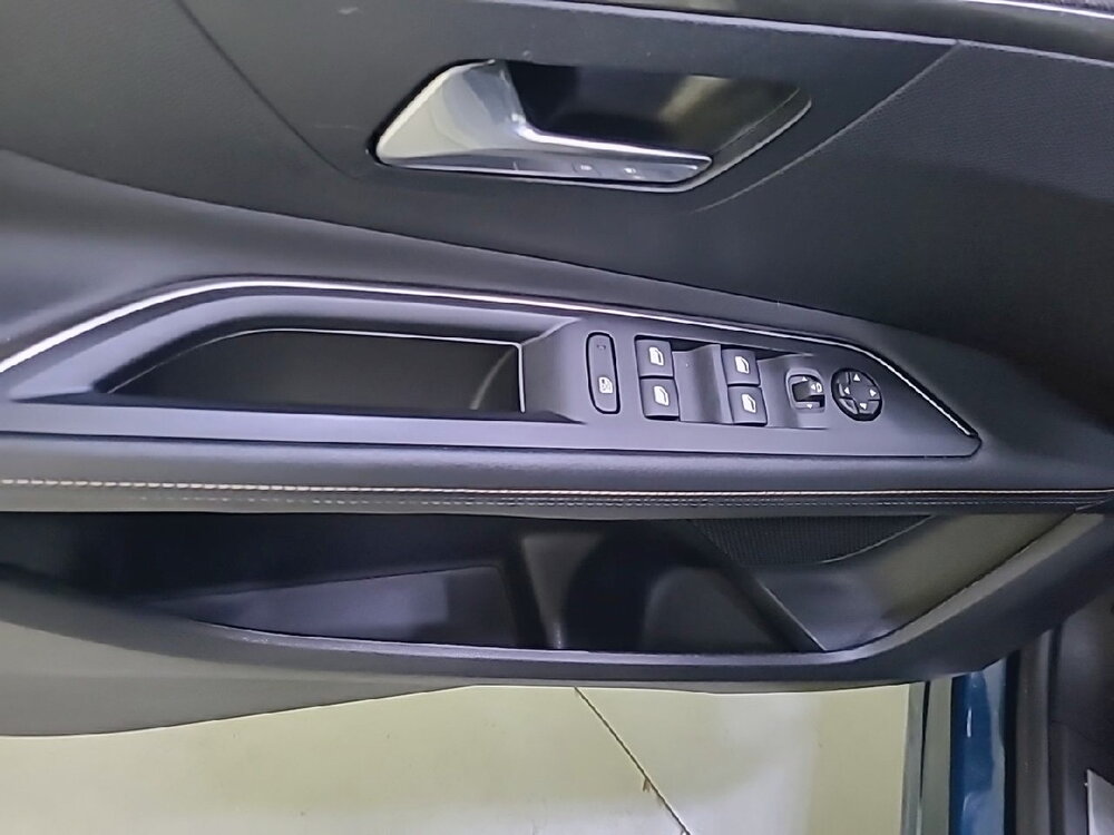 Occasion PEUGEOT 3008 3008 Hybrid 225 e-EAT8 - Roadtrip