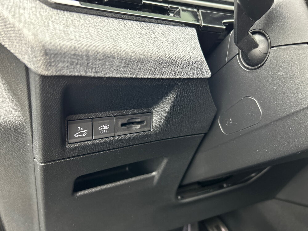 Occasion PEUGEOT 3008 3008 Electrique 210 ch 73 kWh - GT